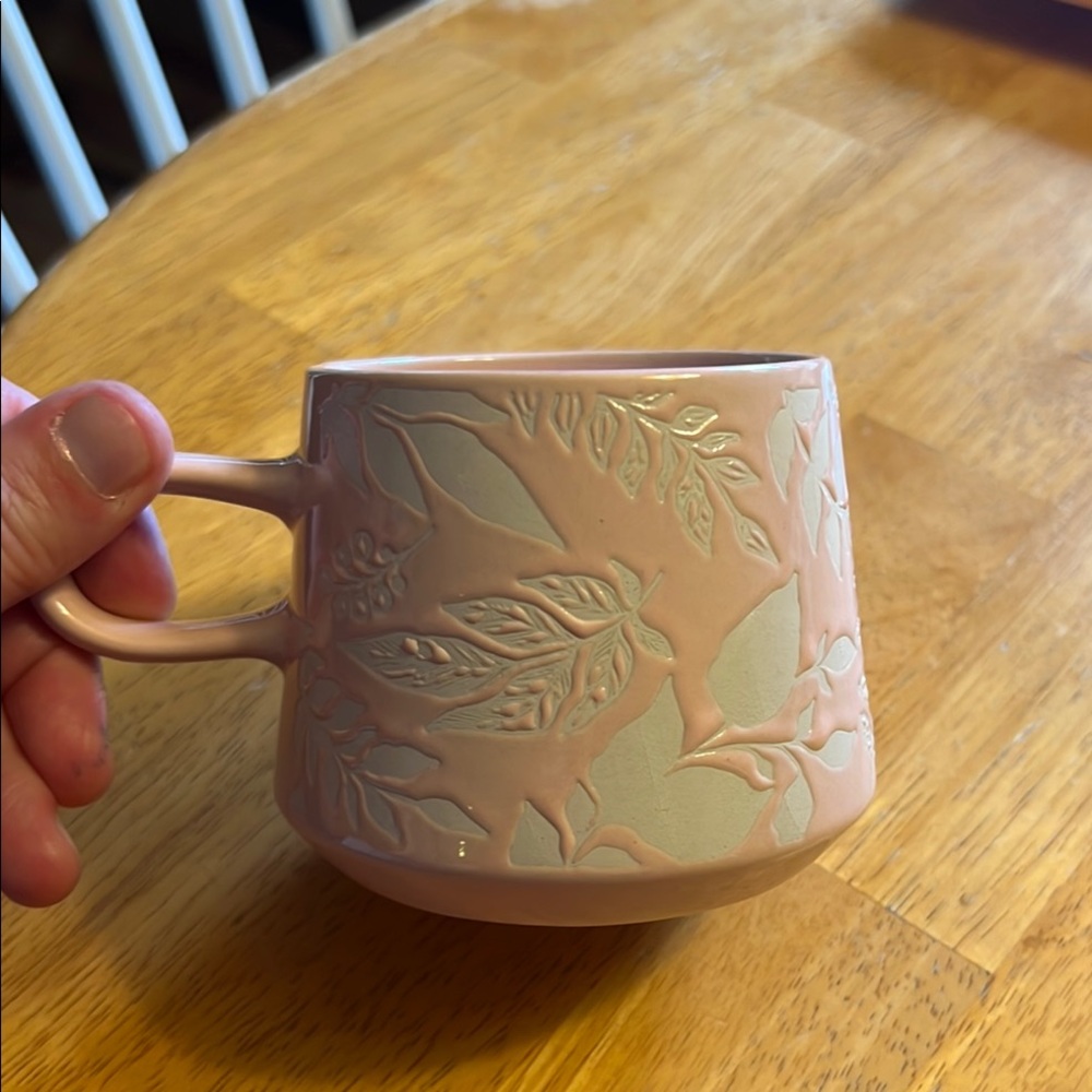 Light Pink Embossed Leaf Mug